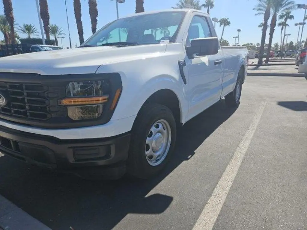 Ford F-150 2024 4x2 XL 2dr Regular Cab 8 ft. LB