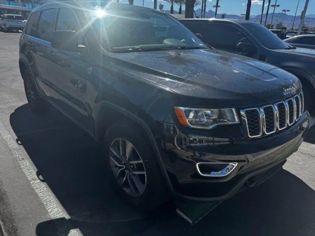 Jeep Grand Cherokee 2020 4x4 Laredo 4p SUV
