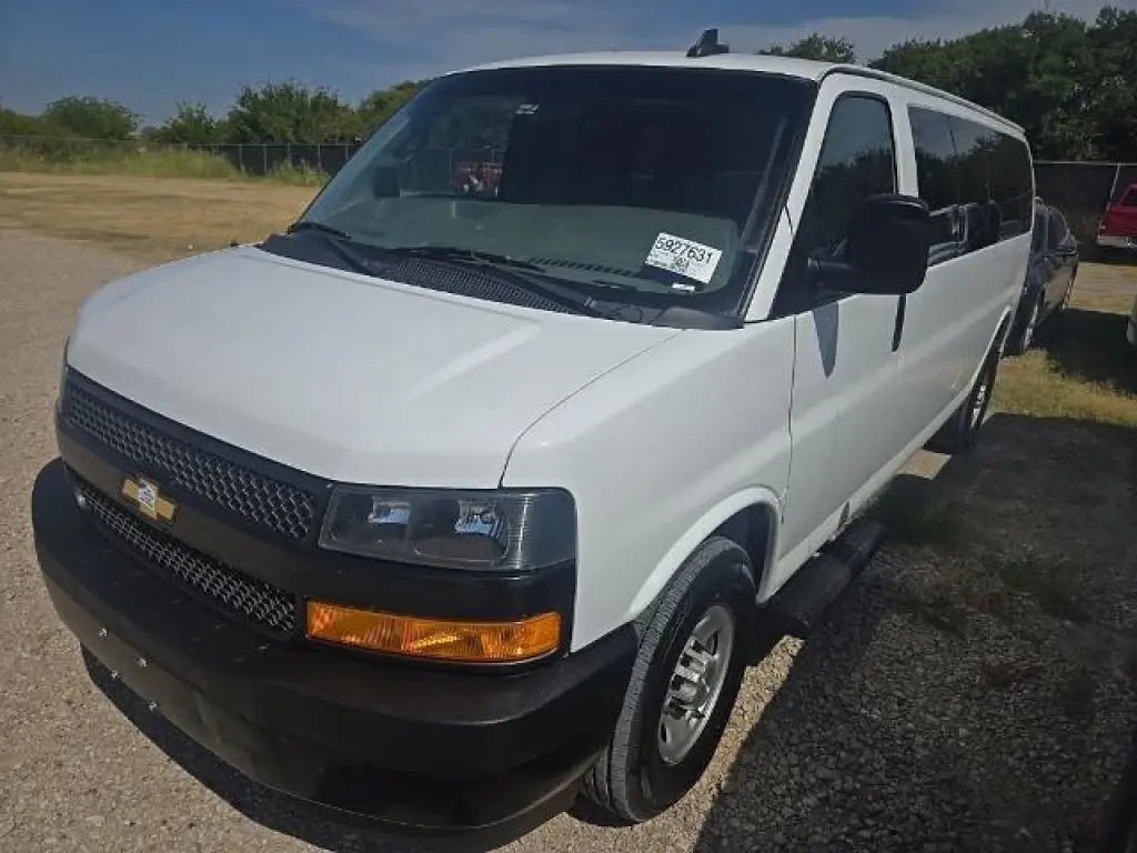 Chevrolet Express 2023 LS 3500 3dr Extended Passenger Van