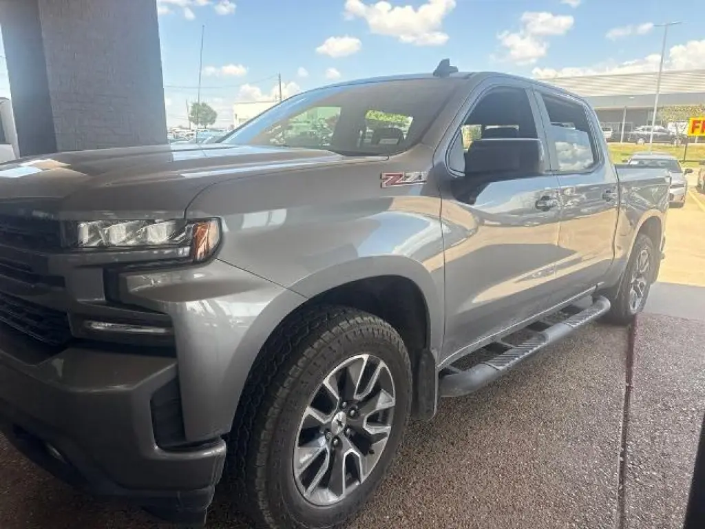 Chevrolet Silverado 1500 2020 4x4 RST 4p Cabillara Crew 6.6 ft. SB