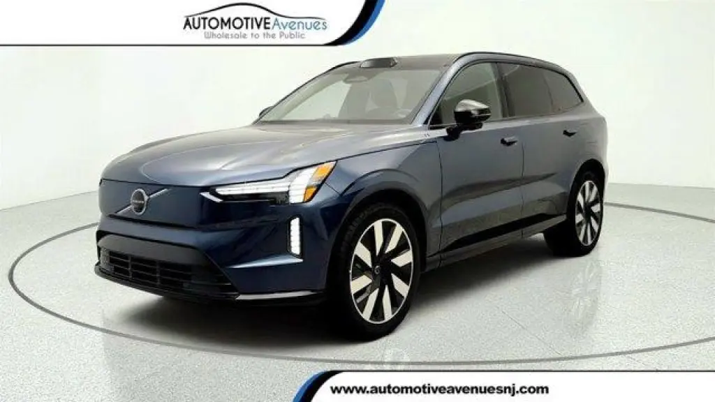 Volvo EX90 2025 eAWD Twin Performance Ultra 7-Passenger 4dr SUV