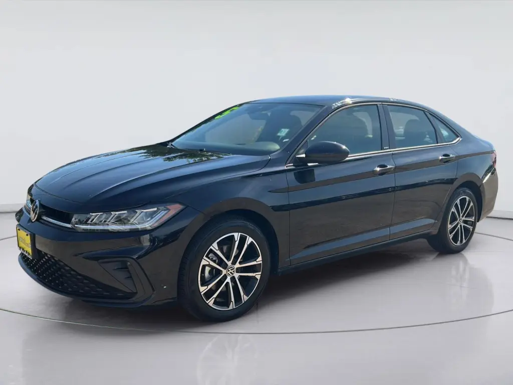 Volkswagen Jetta 2025 Sport 4p Sedan