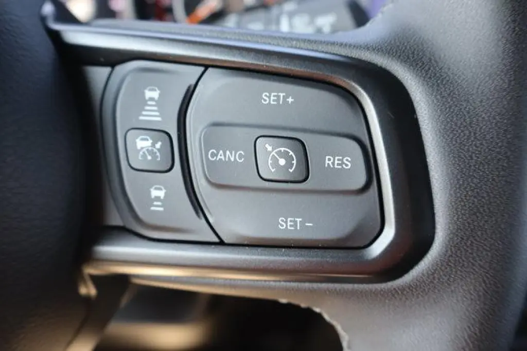 Jeep Wrangler 2025 4x4 Willys 4dr SUV