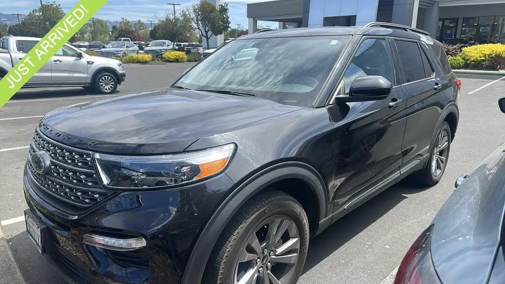 Ford Explorer 2023 AWD XLT 4p SUV