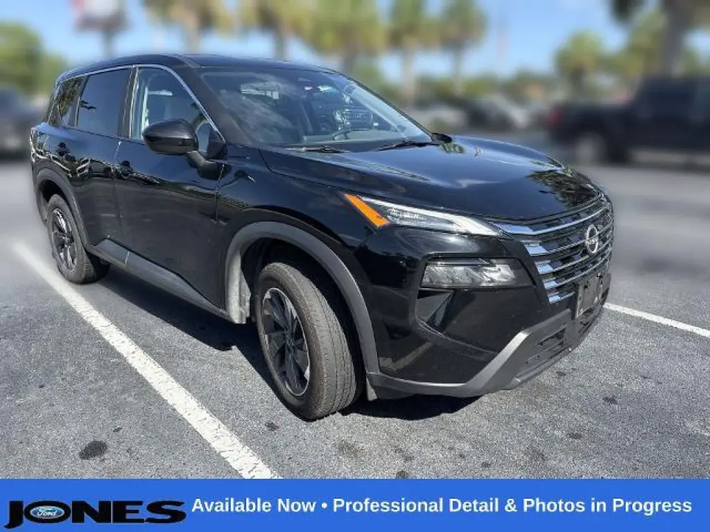 Nissan Rogue 2025 SV 4p Crossover
