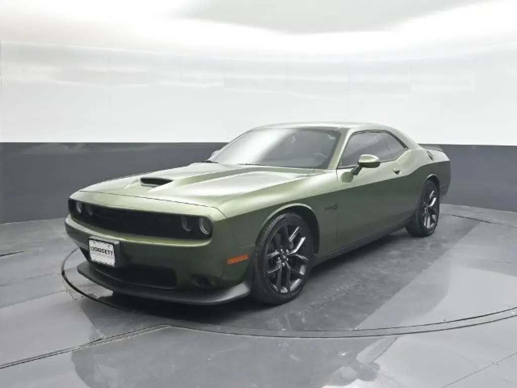 Dodge Challenger 2023 R/T 2p Coupé
