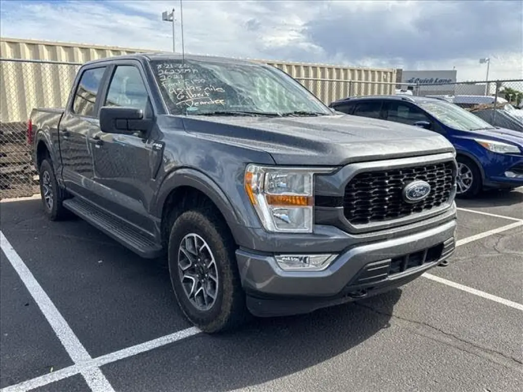 Ford F-150 2021 4x4 XL 4dr SuperCrew 5.5 ft. SB