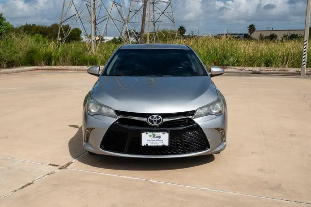 Toyota Camry 2017 XSE 4dr Sedan