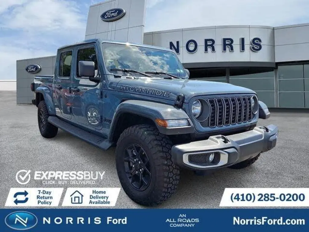 Jeep Gladiator 2025 4x4 Sport 4p. Cabina Extendida 5.0 pies. Caja Corta
