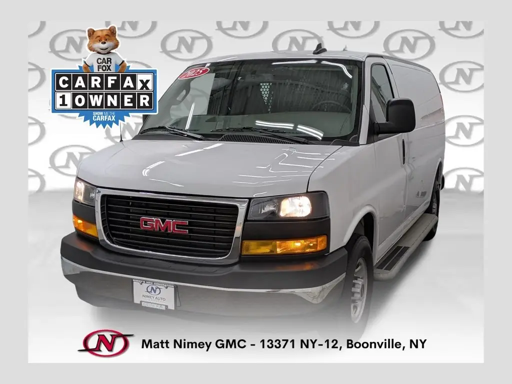 2025 GMC Savana 2500