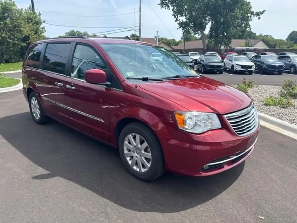 2016 Chrysler Town & Country