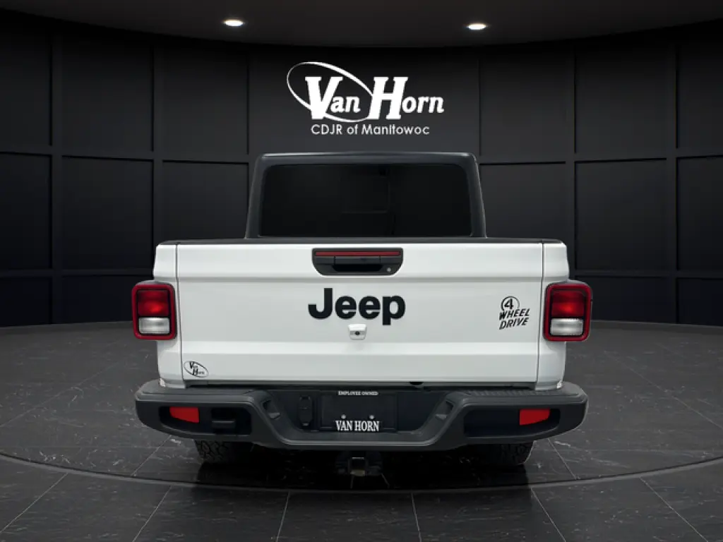 2023 Jeep Gladiator