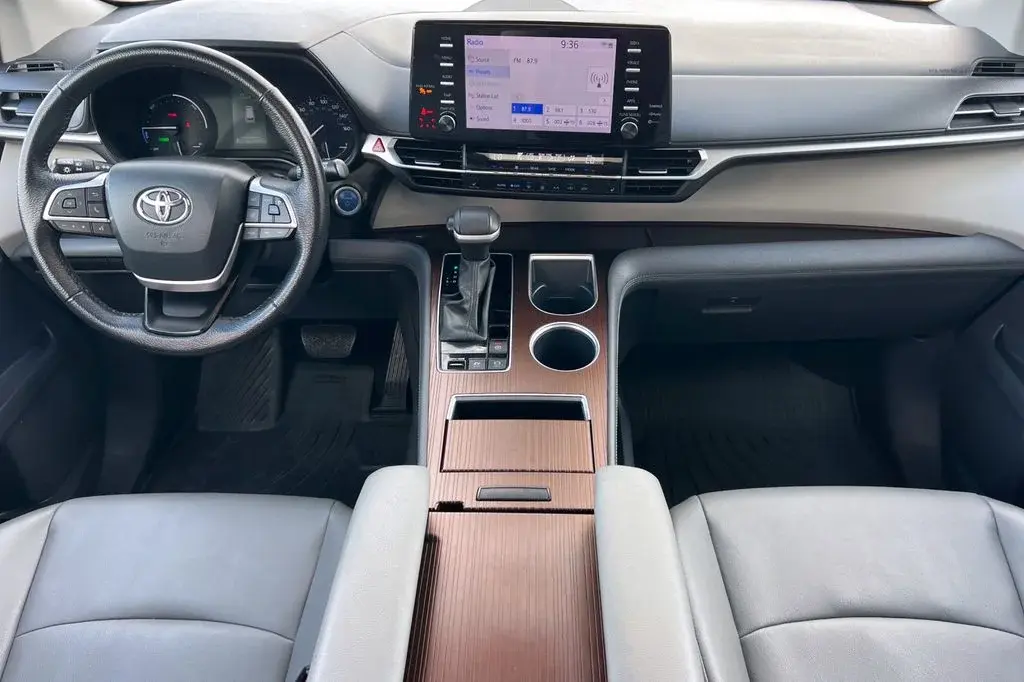 2024 Toyota Sienna