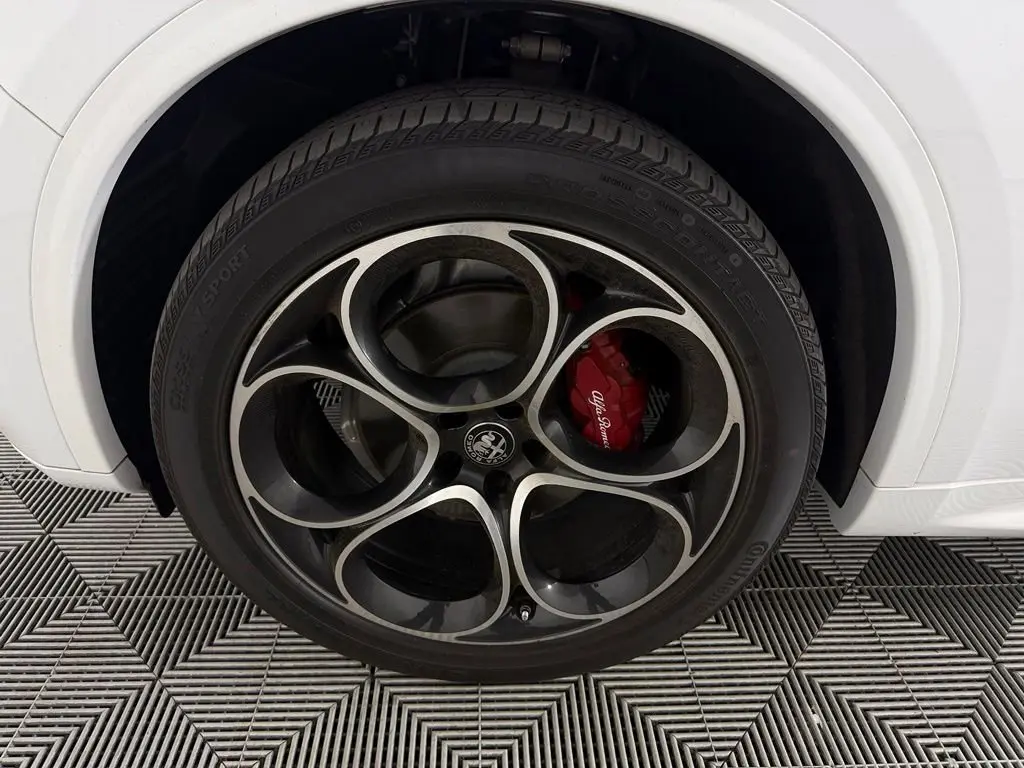 2023 Alfa Romeo Stelvio