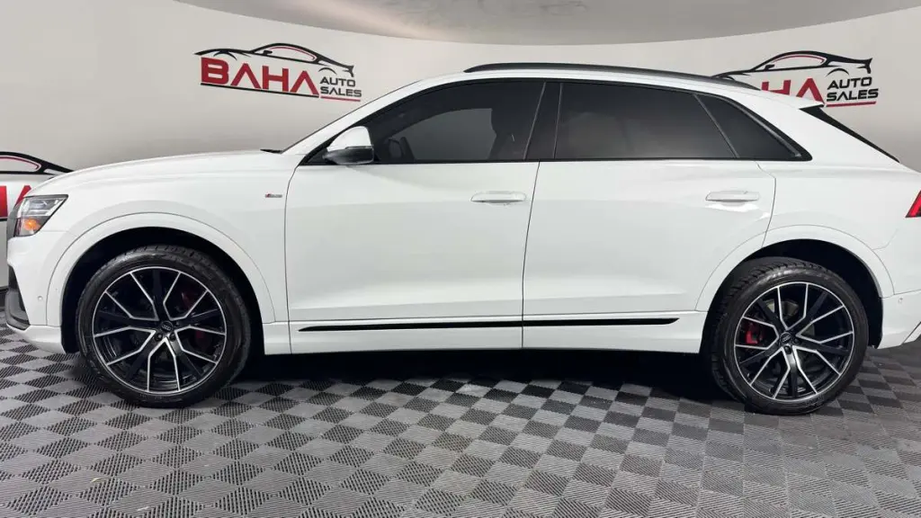 Audi Q8 2020