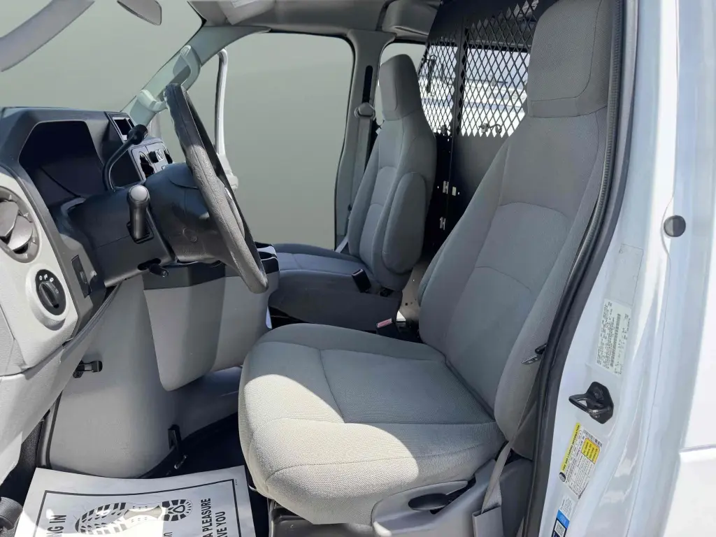 2013 Ford Econoline Cargo Van