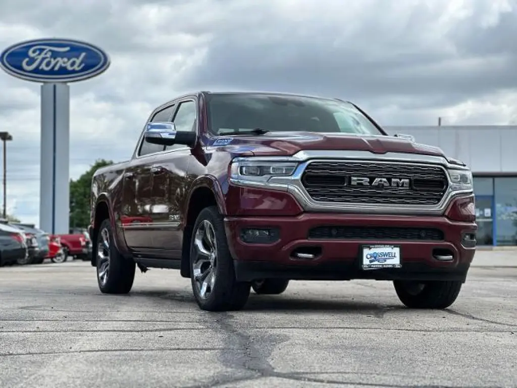 Ram 1500 2022 4x4 Limited 4p Cabina de Tripulante 5.6 ft. SB Camioneta