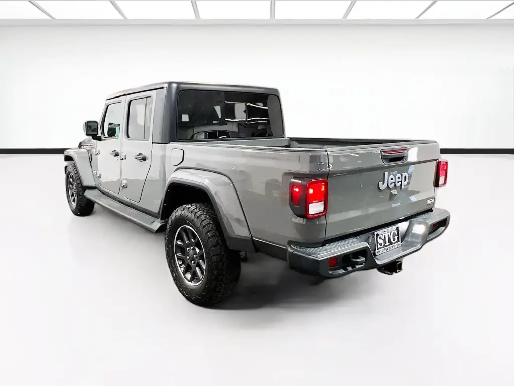 Jeep Gladiator 2022 4x4 Overland 4p. Crew Cab 5.0 ft. CA