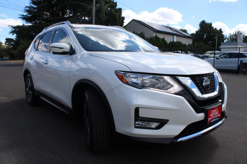 2019 Nissan Rogue FWD SV