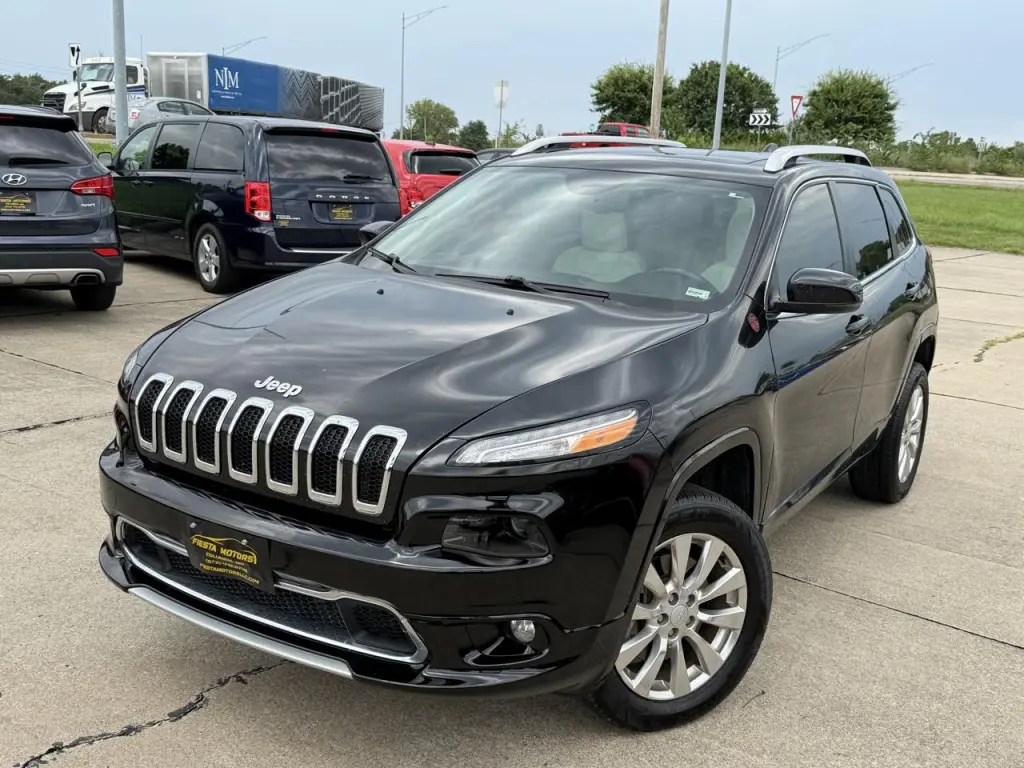 2018 Jeep Cherokee Overland 4WD
