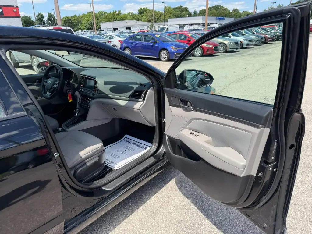 2018 Hyundai Elantra SEL