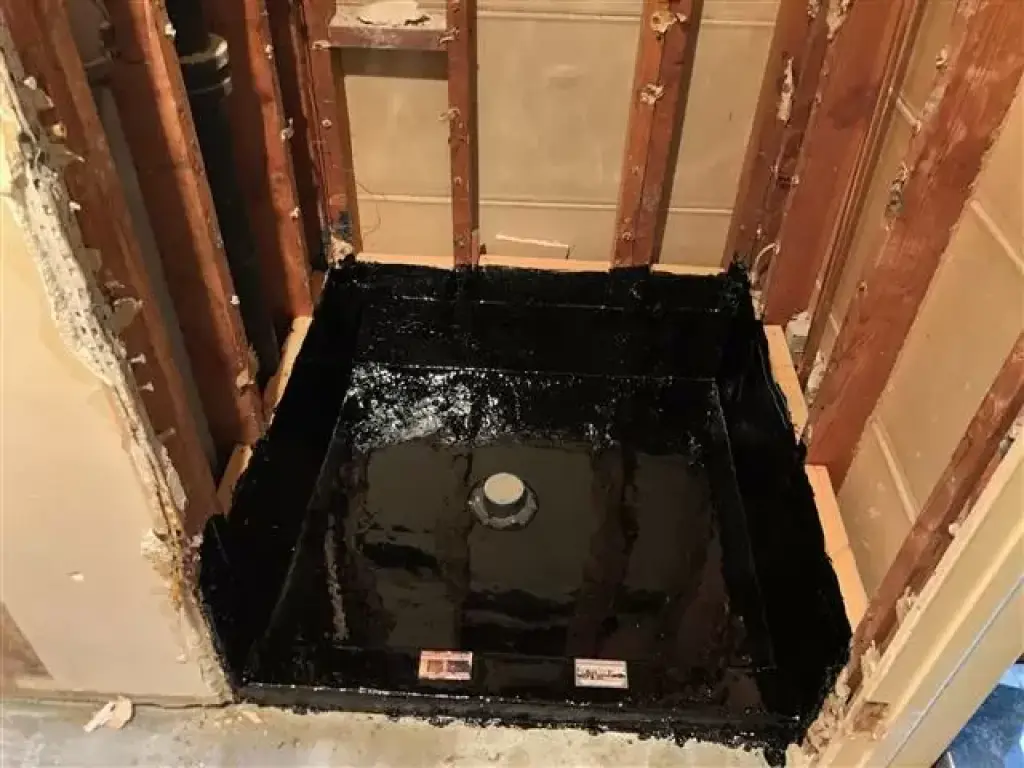 HOT MOP SHOWERS