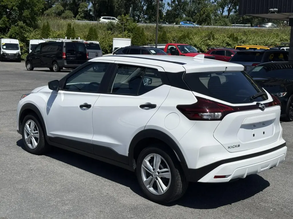 2024 Nissan Kicks