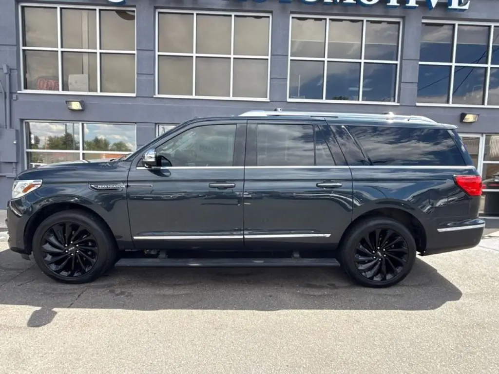 2021 Lincoln Navigator Black Label L
