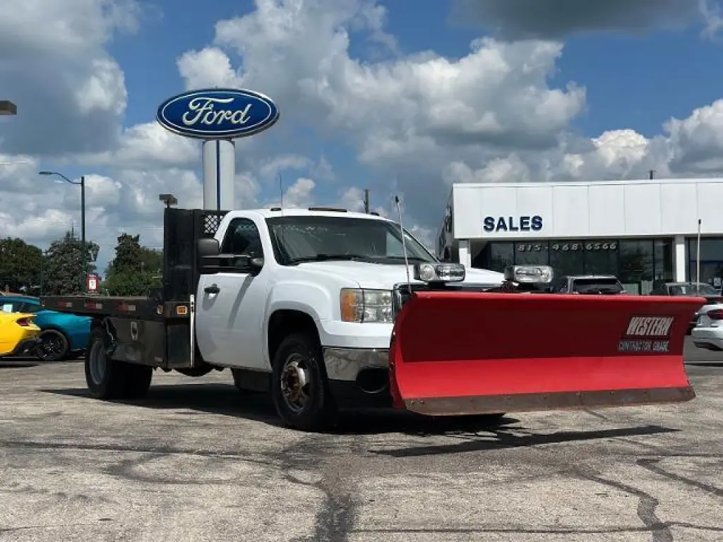 GMC Sierra 3500HD CC 2012 4x2 Work Truck 2dr Regular Cab SWB Chassis