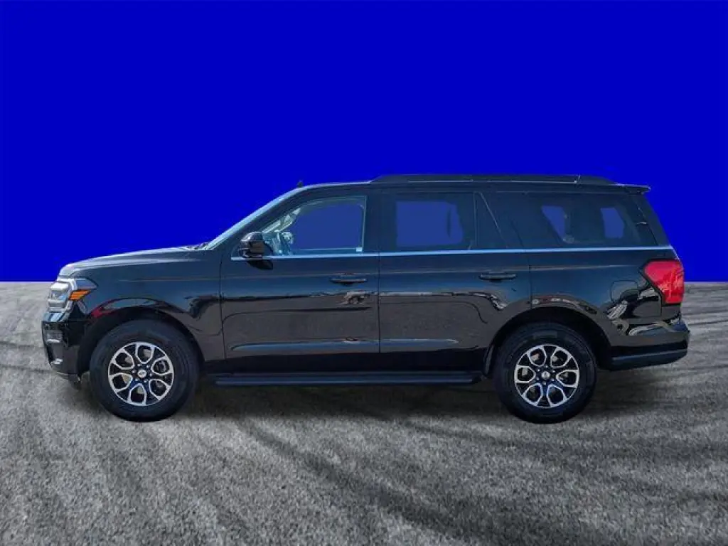 Ford Expedition 2024 4x2 XLT 4dr SUV
