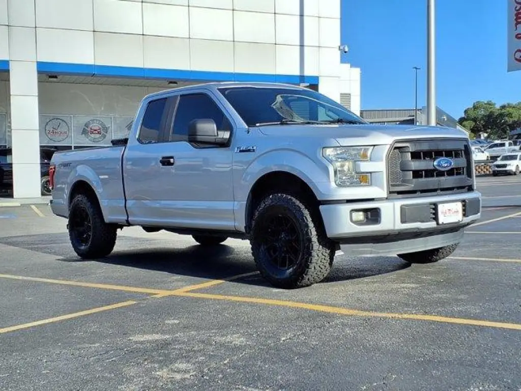 Ford F-150 2016 4x2 XLT 4dr SuperCab 6.5 ft. SB