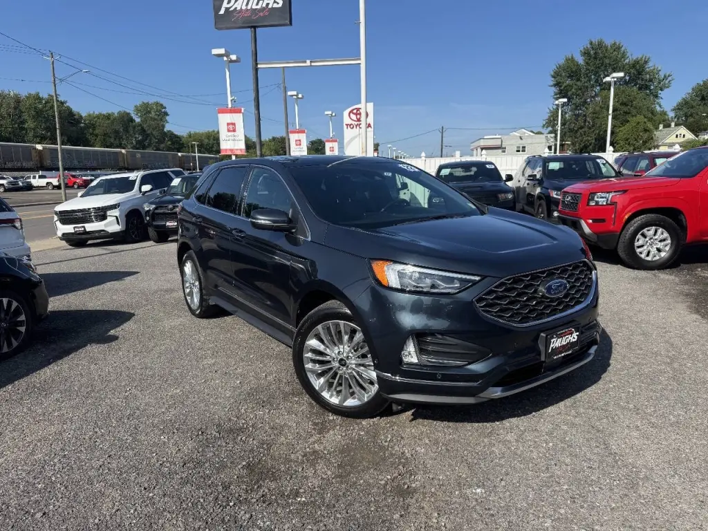2022 Ford Edge
