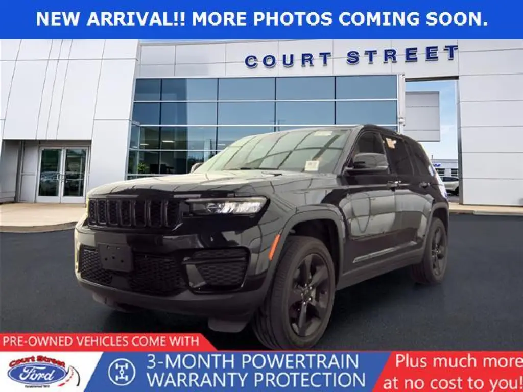 Jeep Grand Cherokee 2023 4x4 Laredo 4dr SUV