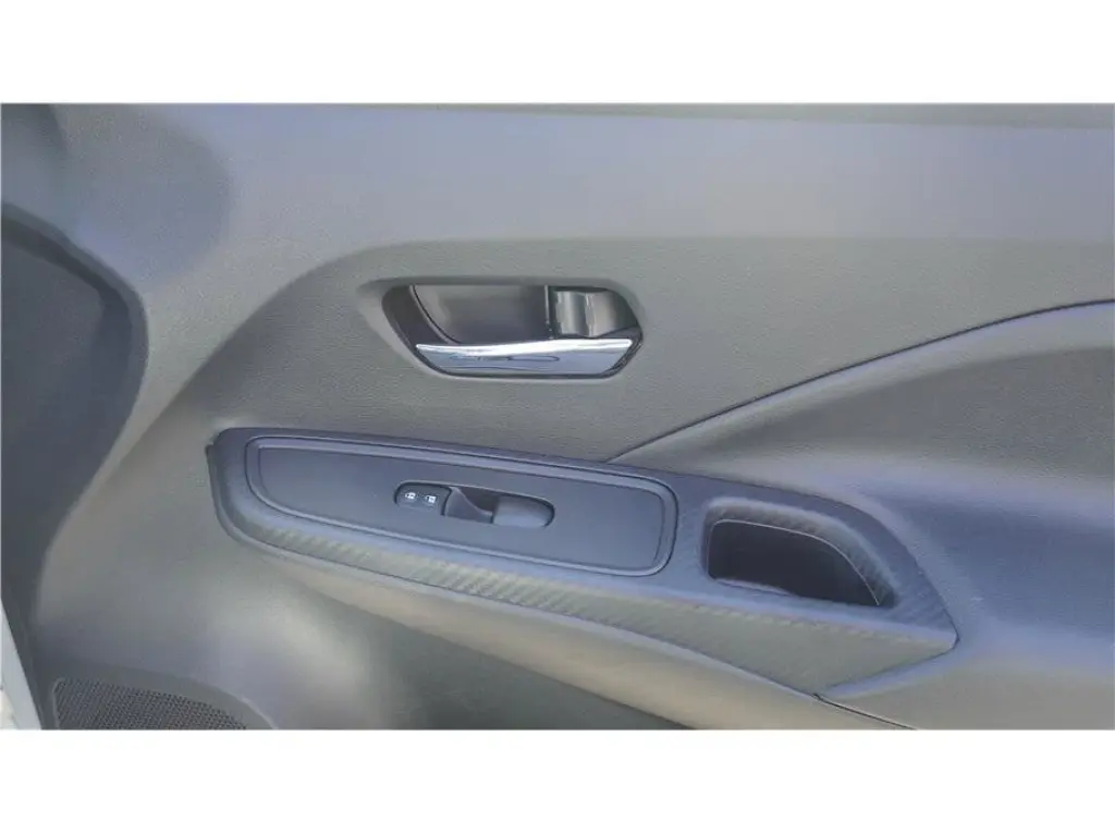 2025 Nissan Versa