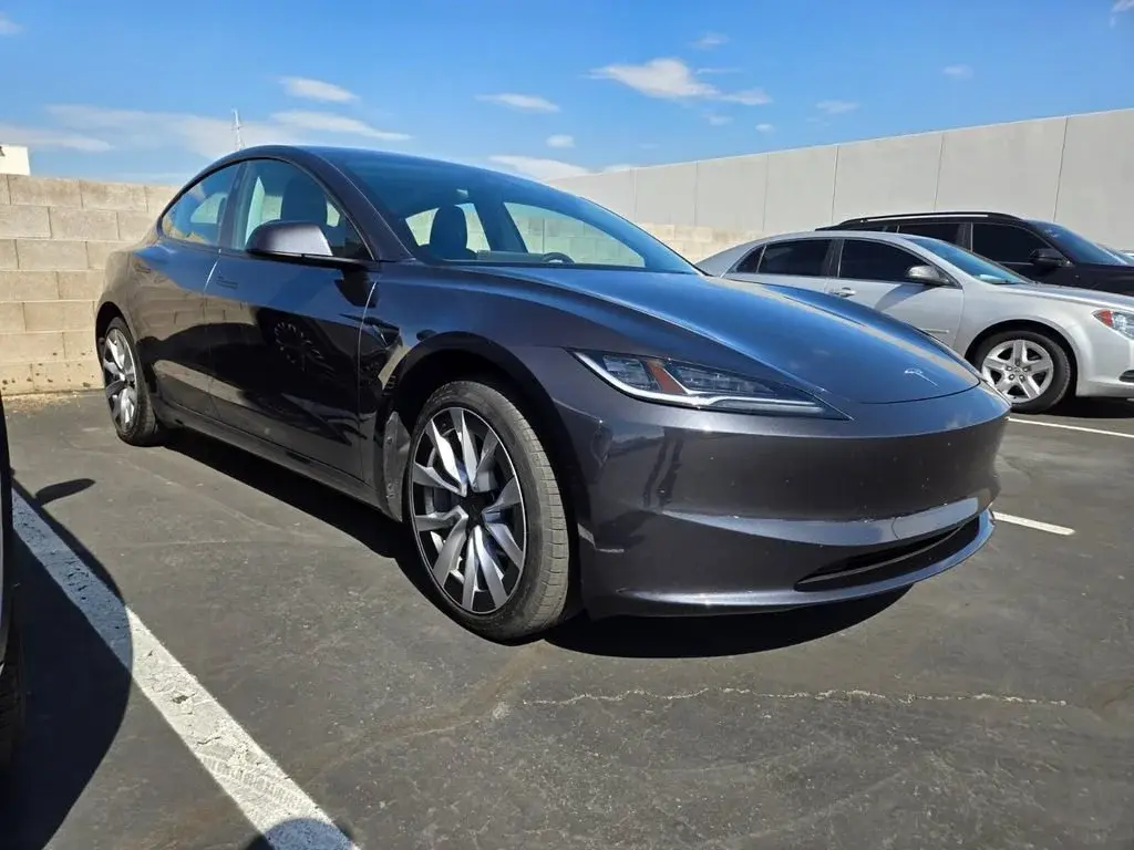 2025 Tesla Model 3