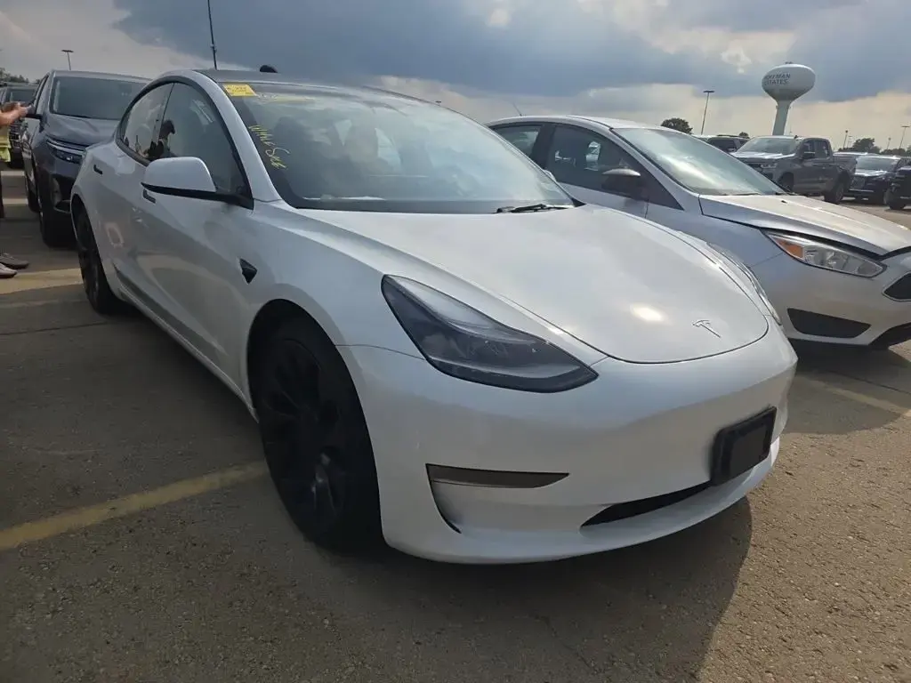 Tesla Model 3 2023 AWD Performance 4dr Sedán