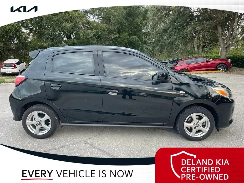 Mitsubishi Mirage 2023 LE Hatchback de 4 puertas