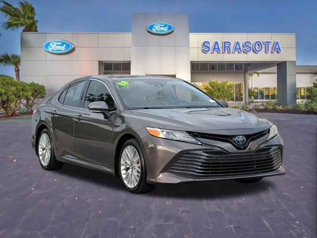 Toyota Camry Hybrid 2018 XLE Sedán de 4 puertas