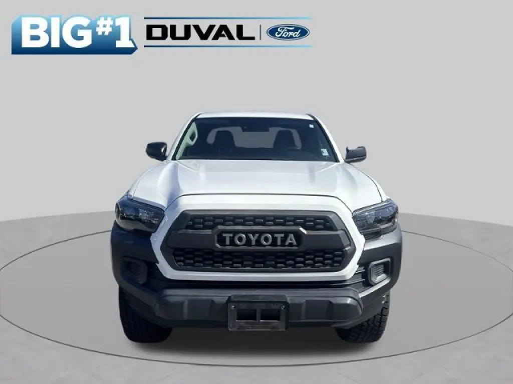 Toyota Tacoma 2018 4x2 SR 4dr con cabina de 6.1 pies de largo