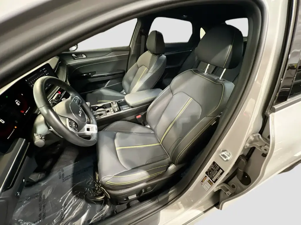 Kia K5 2025 GT 4dr Sedán
