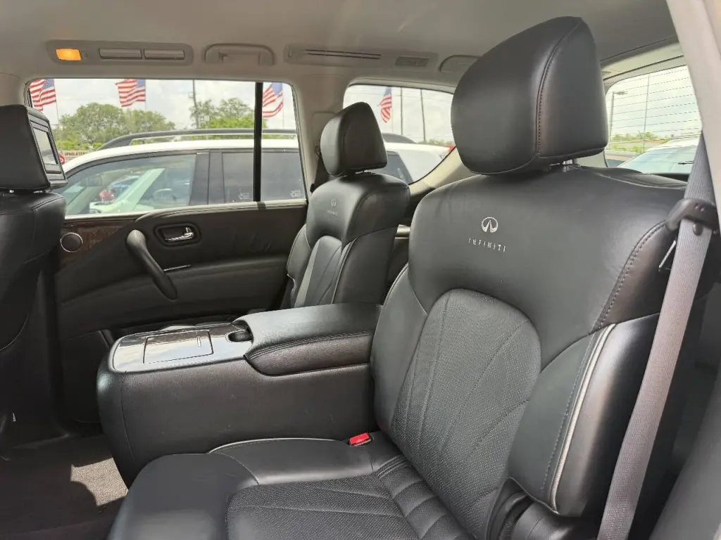 2012 INFINITI QX56