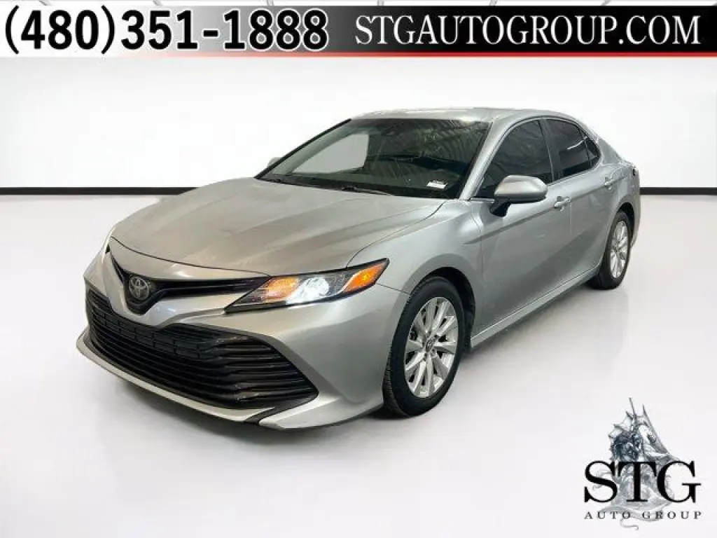 Toyota Camry 2018 LE 4dr Sedán