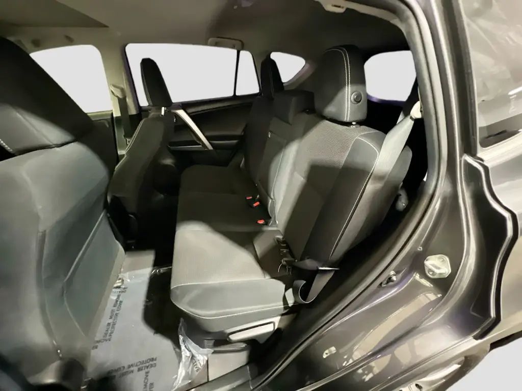 Toyota RAV4 Hybrid 2016 AWD XLE 4dr SUV