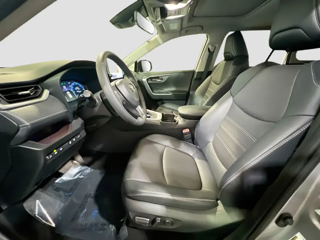 Toyota RAV4 Híbrido 2025 AWD Limited 4dr SUV