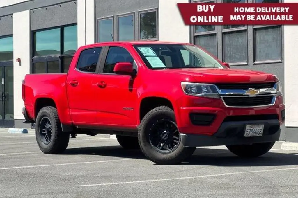 Chevrolet Colorado 2017 4x2 LT 4 puertas cabina completa 5 pies SB
