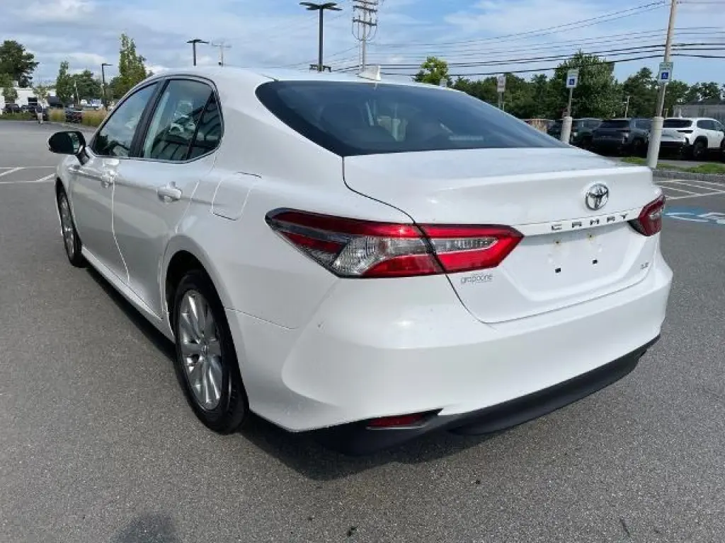 Toyota Camry 2019 LE 4dr Sedán