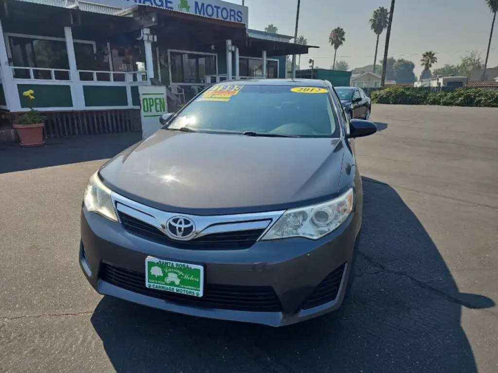 Camry Toyota 2012