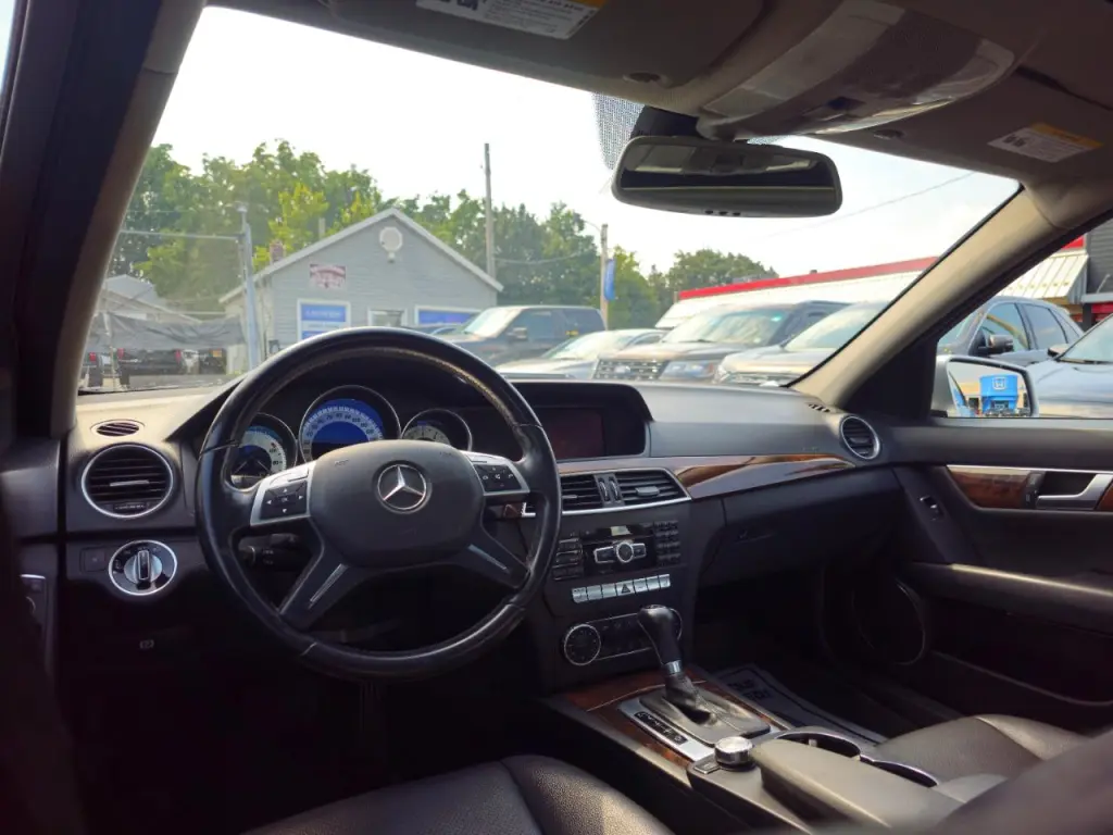 2014 Mercedes-Benz C-Class C300 4MATIC Sport Sedan