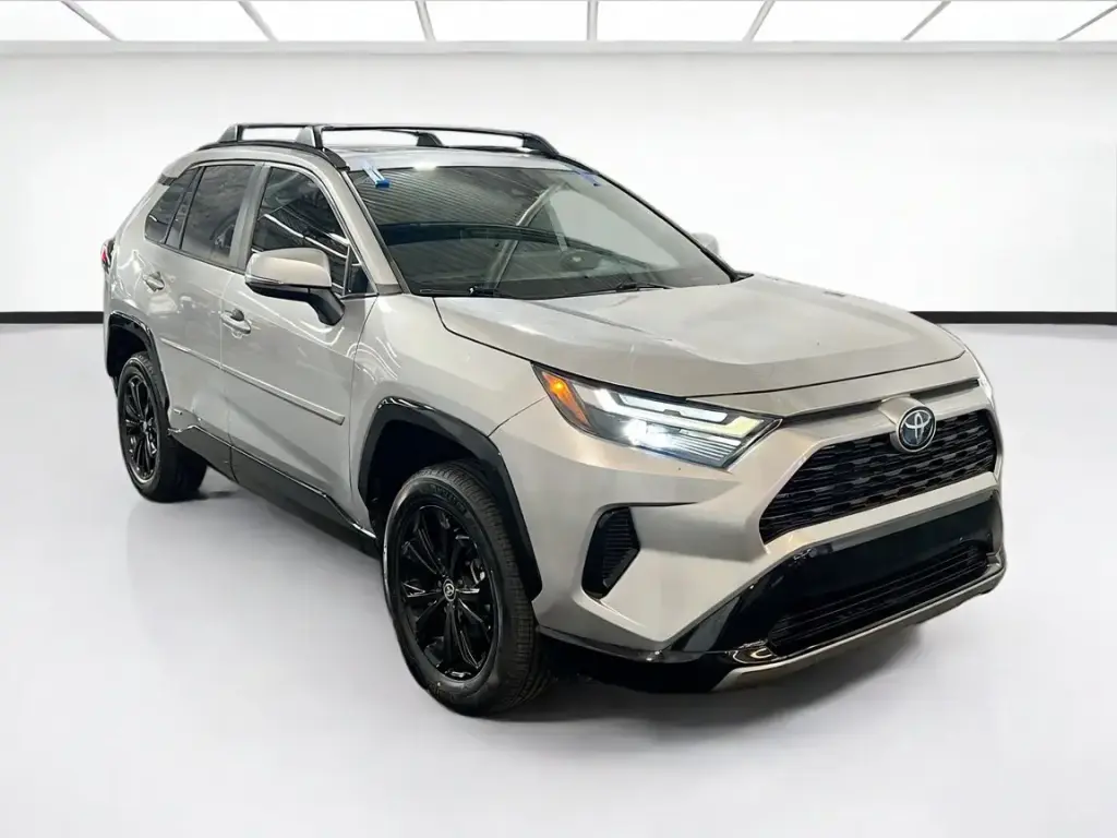 Toyota RAV4 Híbrido 2022 AWD SE 4dr SUV
