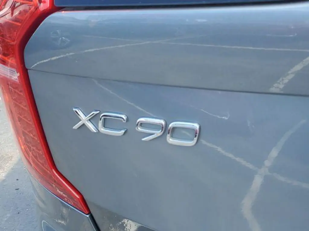 Volvo XC90 2019 Tracción total T6 Momentum 4dr SUV